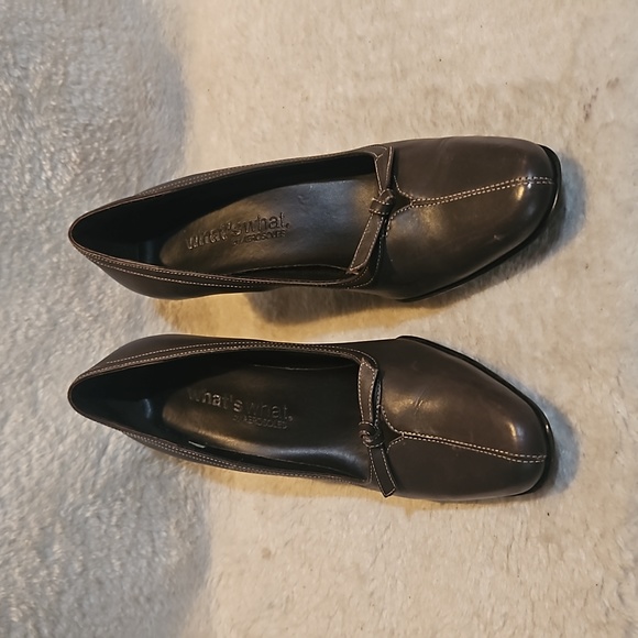 What's what, by AEROSOLES Woman Cheyenne Leather Pumps heel  Shoes Size 7M - Picture 2 of 9